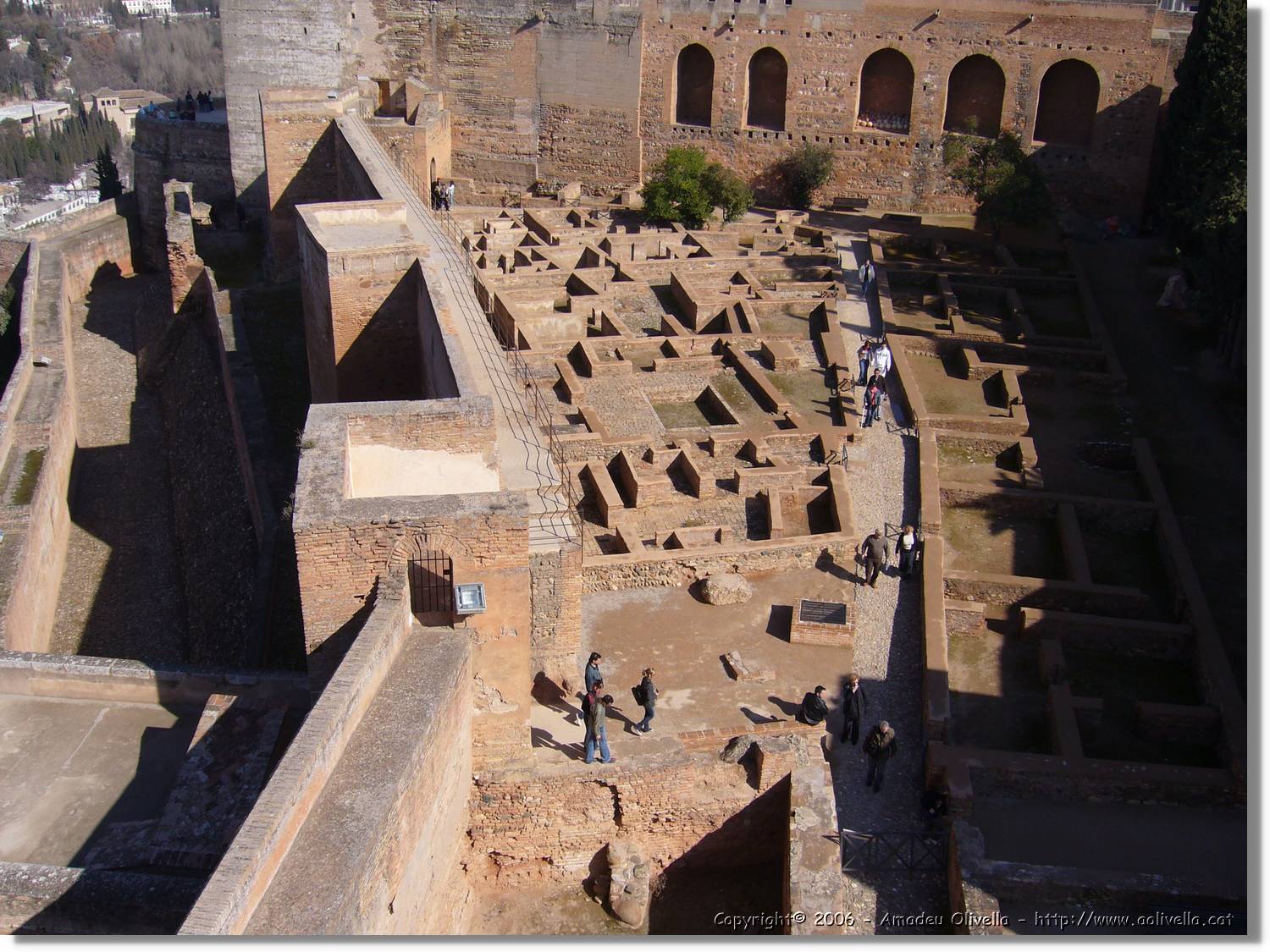 3Alhambra_220.jpg