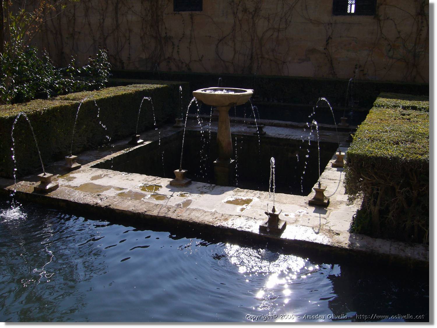 3Alhambra_270.jpg